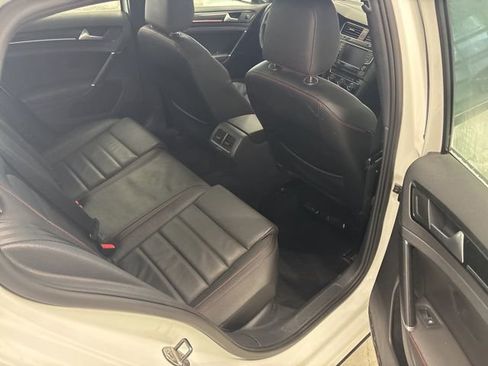 Used 2017 Volkswagen GTI Autobahn image 25