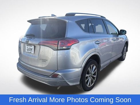 Used 2017 Toyota RAV4 Platinum image 4