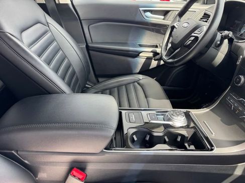 Used 2020 Ford Edge SEL w/ Convenience Package FWD image 6