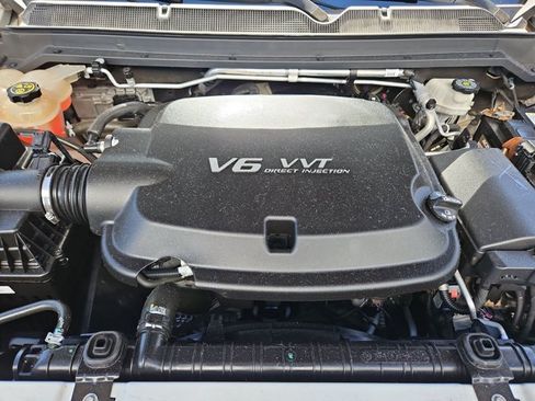 Used 2020 Chevrolet Colorado LT RWD image 28