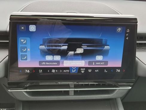 New 2026 Lincoln Nautilus Reserve image 23