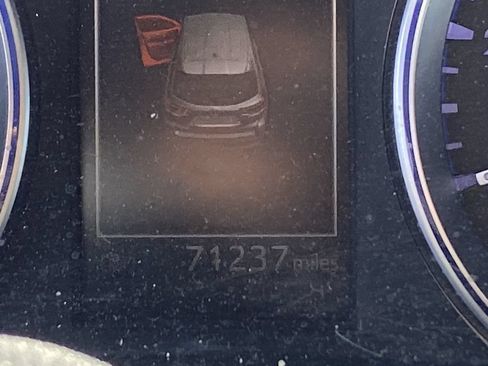 Certified 2019 Toyota Highlander XLE FWD image 12