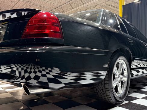 Used 2004 Mercury Marauder RWD image 26