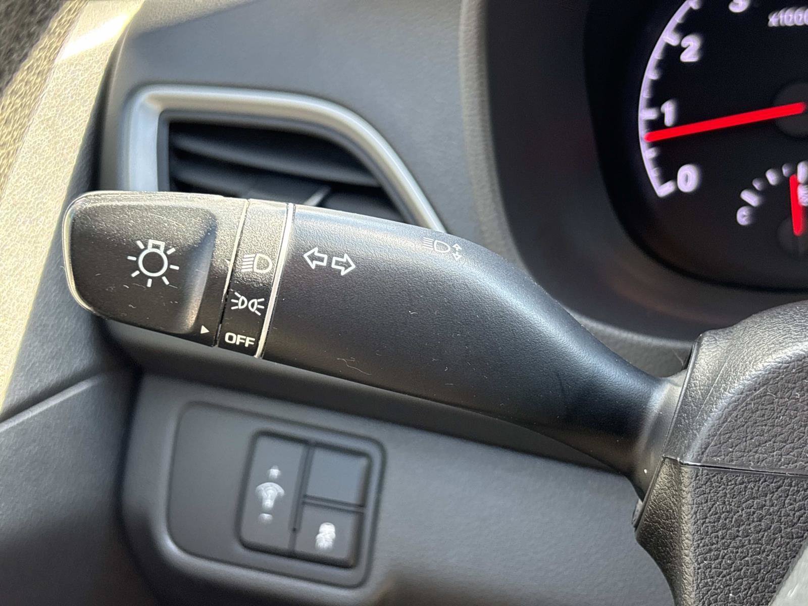 Used 2022 Hyundai Accent SE FWD image 18