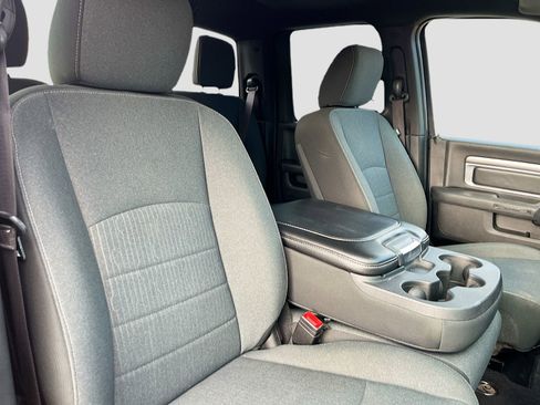 Used 2021 RAM 1500 Classic Warlock AWD/4WD image 25