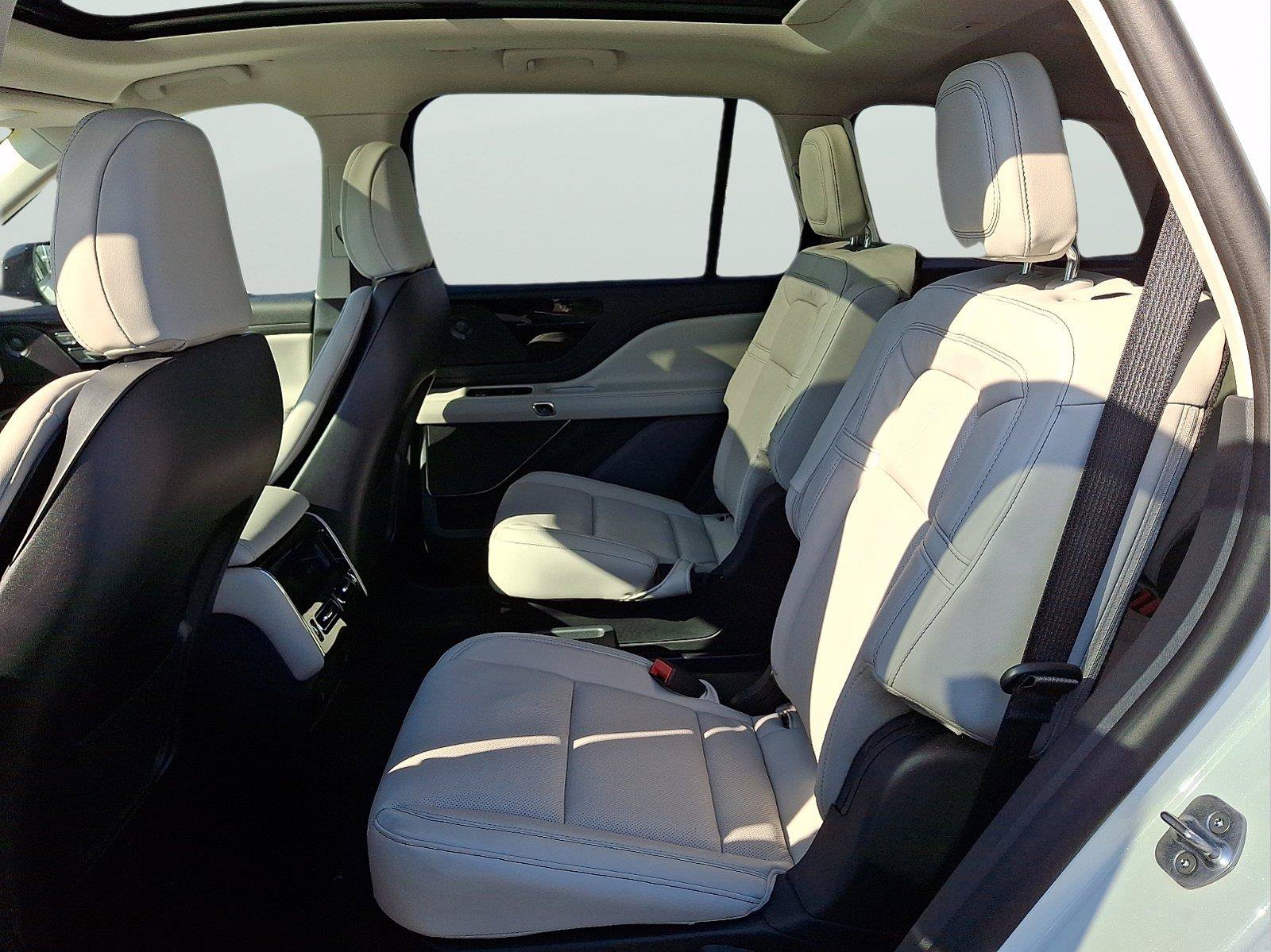 New 2027 Lincoln Aviator Reserve AWD/4WD image 5