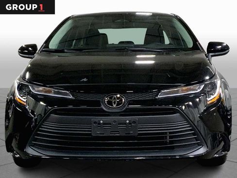 Certified 2023 Toyota Corolla LE w/ Carpet Mat Package (TMS) image 4