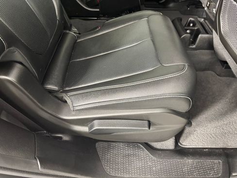 Used 2023 Jeep Grand Cherokee L Limited w/ Luxury Tech Group II image 29