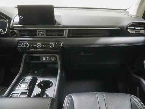 Used 2023 Honda Pilot Elite image 37