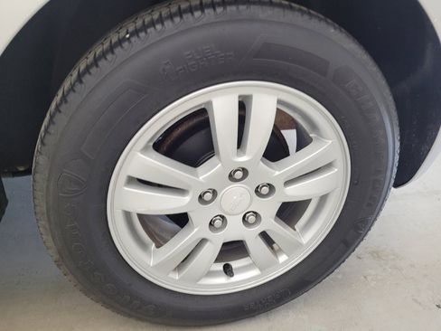 Used 2014 Chevrolet Sonic LT FWD image 31