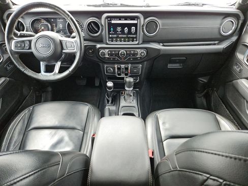 Used 2022 Jeep Gladiator Overland w/ Popular Equipment Package image 16