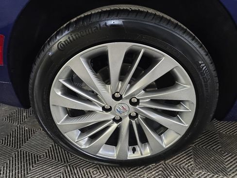 Used 2024 Buick Envision Avenir AWD/4WD image 14