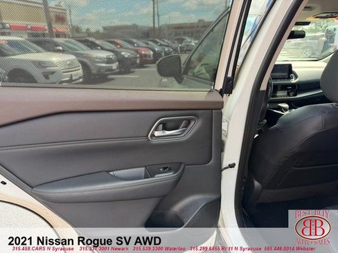 Used 2021 Nissan Rogue SV w/ Premium Package AWD/4WD image 11