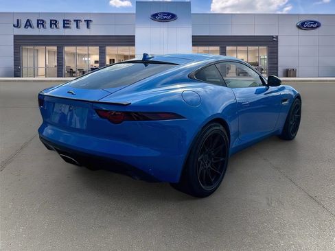 Used 2018 Jaguar F-TYPE Coupe RWD image 4