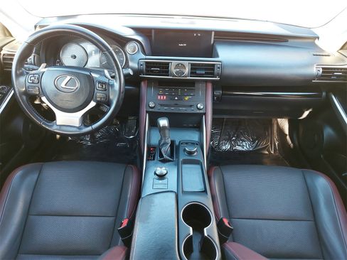 Used 2020 Lexus IS 300 300 image 9