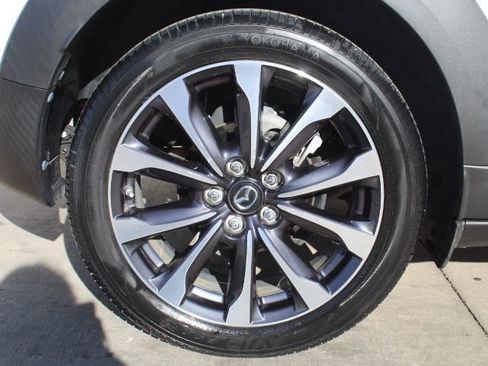 Used 2019 MAZDA CX-3 Touring image 12