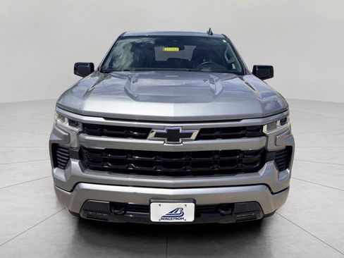 Used 2024 Chevrolet Silverado 1500 RST w/ Z71 Off-Road Package AWD/4WD image 3