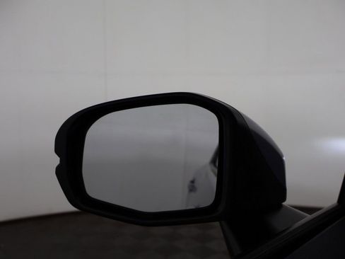 Certified 2026 Honda HR-V LX image 33