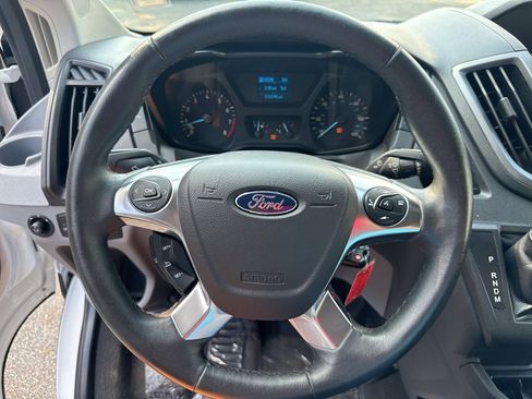 Used 2016 Ford Transit 350 XLT image 28