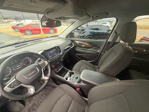 Used 2018 GMC Terrain SLE w/ Driver Convenience Package image 11
