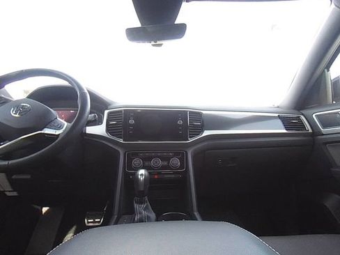 Used 2023 Volkswagen Atlas Cross Sport SEL R-Line image 30