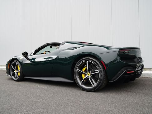 Used 2025 Ferrari 296 GTS RWD image 9