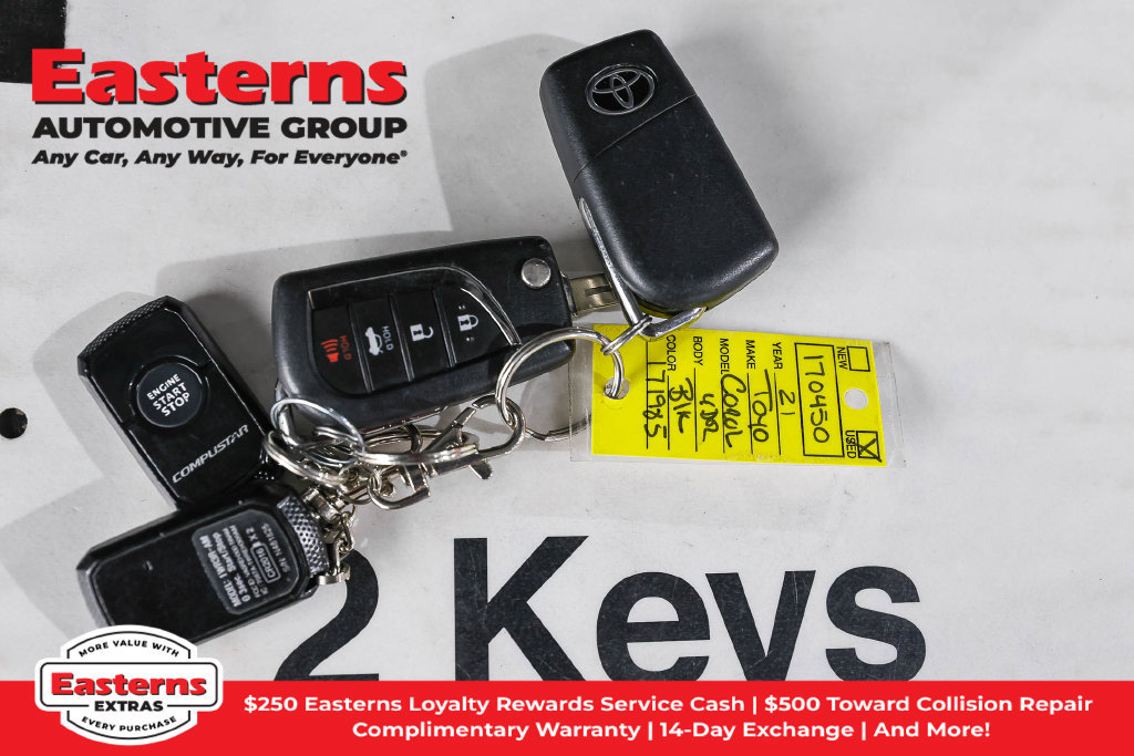 Used 2021 Toyota Corolla LE w/ Carpet Mat Package (TMS) FWD image 27