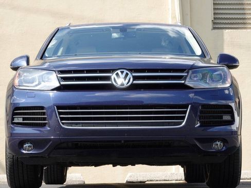 Used 2012 Volkswagen Touareg Sport AWD/4WD image 20