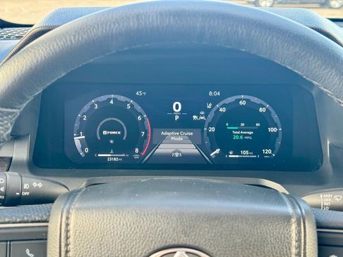 Certified 2025 Toyota Tacoma Limited AWD/4WD image 31