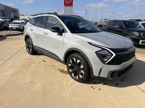 Used 2024 Kia Sportage X-Line w/ X-Line Premium Package image 9