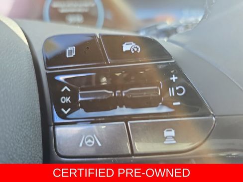 Used 2026 Hyundai Elantra Limited FWD image 18