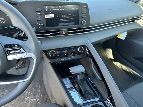 New 2026 Hyundai Elantra Blue image 27