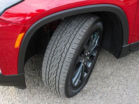 Used 2023 Chevrolet Traverse RS image 52