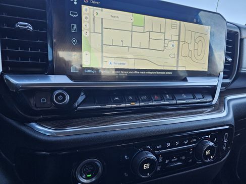 Used 2024 Chevrolet Silverado 1500 RST w/ Z71 Off-Road Package image 14