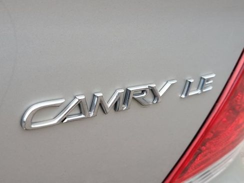 Used 2005 Toyota Camry LE FWD image 27