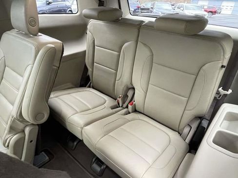 Used 2017 GMC Acadia Denali w/ Technology Package image 13