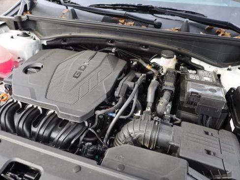 Certified 2026 Kia Sportage EX w/ EX Panorama Roof Package image 42