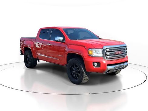 Used 2020 GMC Canyon SLT w/ Driver Alert Package AWD/4WD image 2