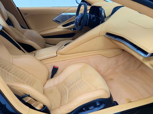 Used 2023 Chevrolet Corvette Stingray Premium Conv w/ Z51 Performance Package RWD image 23