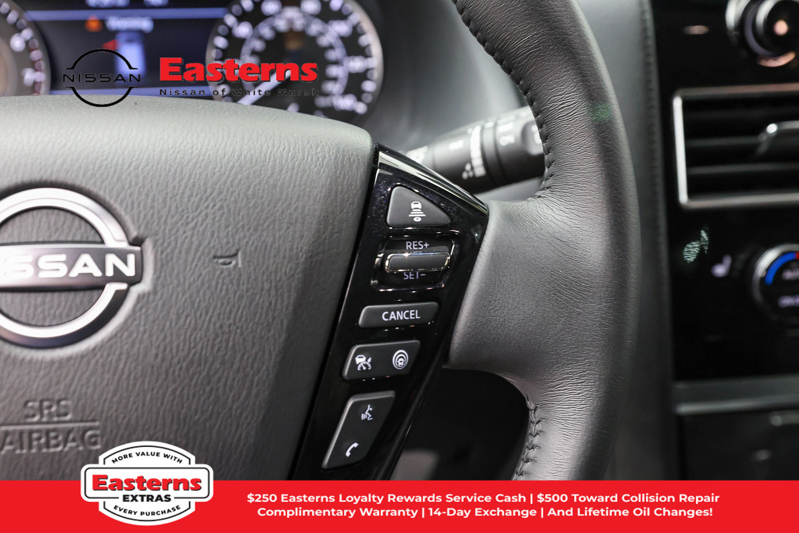 Used 2023 Nissan Armada SV AWD/4WD image 18