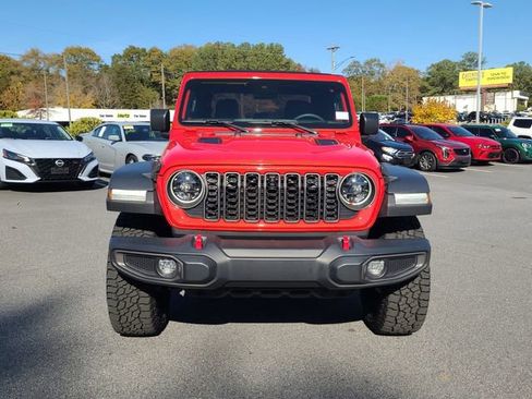 Used 2024 Jeep Gladiator Rubicon w/ Technology Group image 23