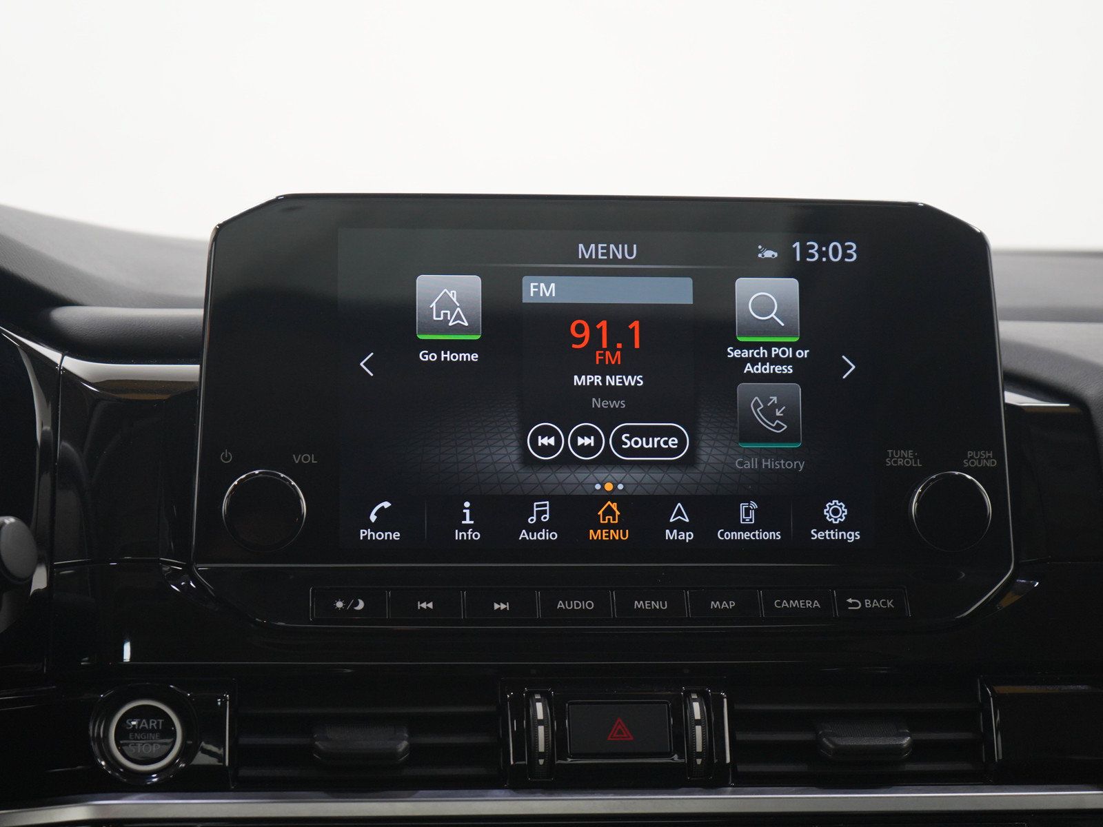 Used 2024 Nissan Pathfinder Platinum AWD/4WD image 22