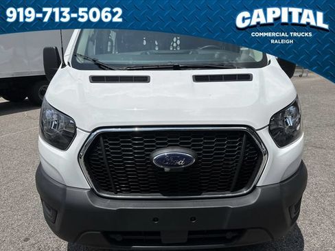 Used 2025 Ford Transit 250 Low Roof w/ Exterior Upgrade Package RWD image 10