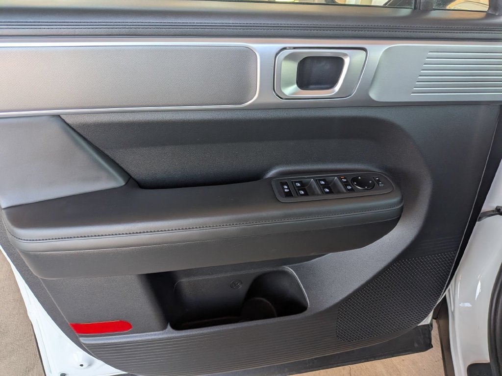 Used 2026 Hyundai Santa Fe SEL AWD/4WD image 9