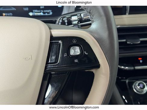 Used 2022 Lincoln Corsair Reserve w/ Equipment Group 201A image 28