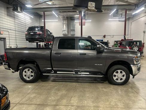 Certified 2026 RAM 2500 Big Horn AWD/4WD image 8