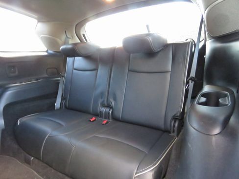 Used 2019 INFINITI QX60 Luxe w/ Essential Package image 21