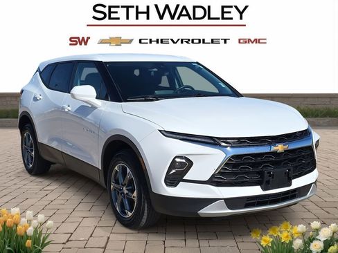Used 2025 Chevrolet Blazer LT AWD/4WD image 1