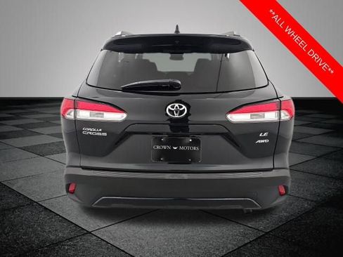 Used 2023 Toyota Corolla Cross LE image 5