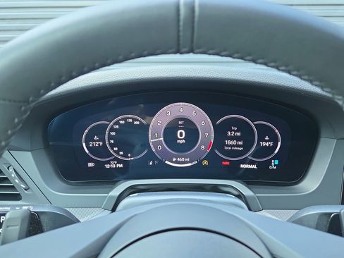 Certified 2025 Porsche 911 Carrera image 11